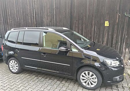 VW Touran Volkswagen 1.4 TSI DSG Highline