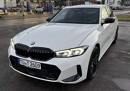 BMW 330i 330 Xdrive Vollausstattung M-Sitze