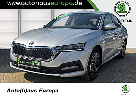 Skoda Octavia 1.0 TSI Clever KlimaA Kam SmartLink LHZ 4xSHZ PDC