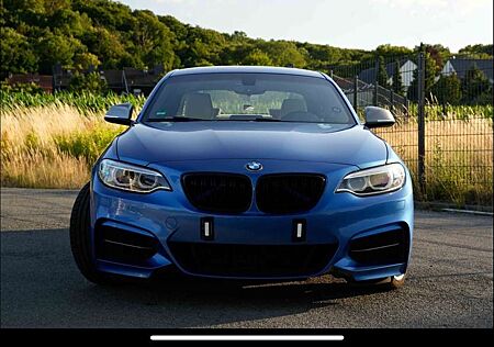 BMW 240 M240i