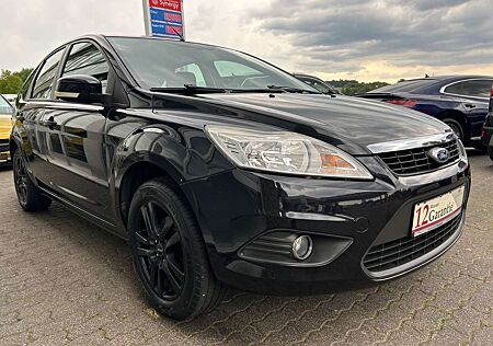 Ford Focus Lim. Style + 1.6 *KLIMAAUTOMATIK*ALU*TÜV*
