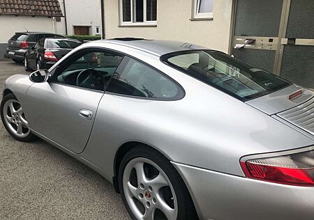 Porsche 996 911 Carrera 4