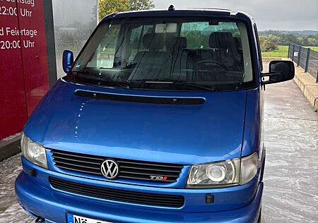 VW T4 Caravelle Volkswagen Caravelle T4 TDI7DC2X2