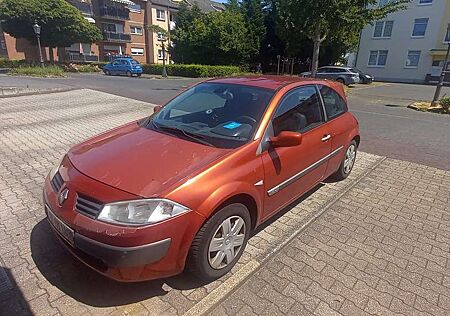 Renault Megane Coach 2.0 / III