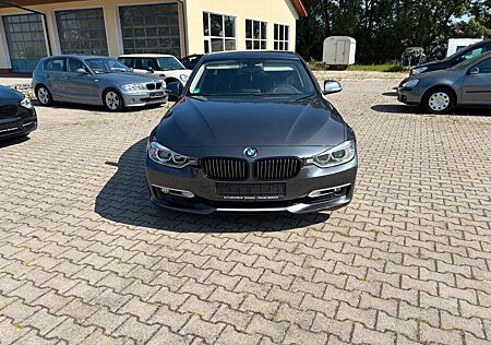 BMW 328 i Auto-Navi-Xenon-Stzh-Tempo-360Kamera
