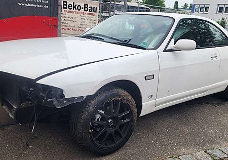 Nissan Skyline R33 GT 2.0