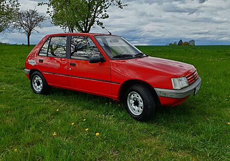 Peugeot 205 Collection