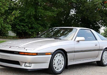 Toyota Supra 3.0 Turbo