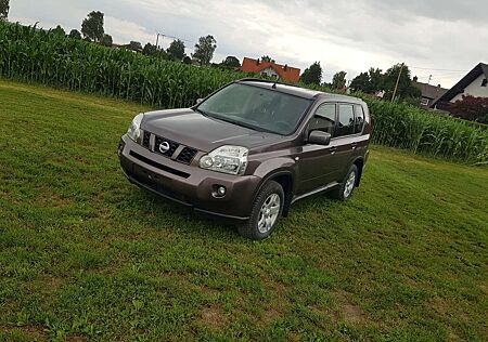Nissan X-Trail 2.0 dci 4x4 DPF SE