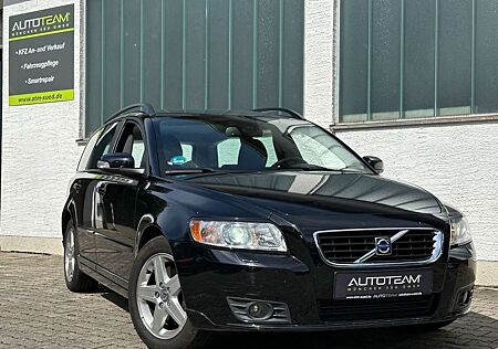 Volvo V50 Kombi 2.0 D Momentum*2-HAND*8FACH*