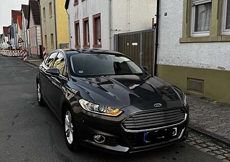 Ford Mondeo 2.0 Titanium • 203 PS • Automatik • 11