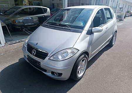Mercedes-Benz A 180 TOP FACELIFT A-KLASSE ~ALU ~KLIMA ~SEHR GEPFLEGT !