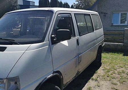 Volkswagen T4 Transporter T4 70H1F3/W24 Autm.