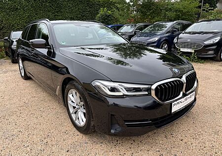 BMW 520 d Touring Leder AHK HuD Kamera Driving Assist