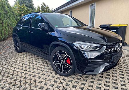Mercedes-Benz GLA 220 d 8G-DCT AMG Line