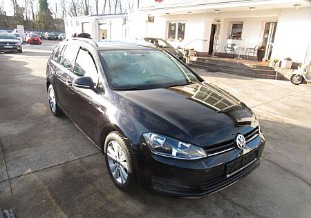 VW Golf Volkswagen VII Variant,KLIMA,ALU,4X E.FENSTER.