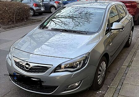 Opel Astra 1.6 Automatik Edition