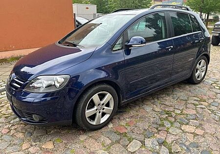 VW Golf Volkswagen Plus V United