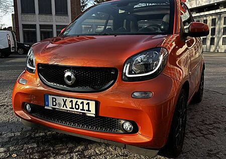 Smart ForTwo cabrio, Rückfahrkamera, JBL Soundsystem,Leder