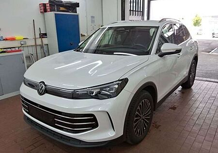 VW Tiguan Volkswagen 2.0 TDI Elegance / MATRIX H&K WINTER 5JGR