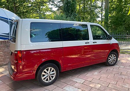 VW T6 Multivan Volkswagen Multivan Kurz EU6Trendline