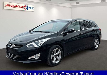 Hyundai i40 Kombi 1.7 CRDi Style AAC SHZ Navi PDC