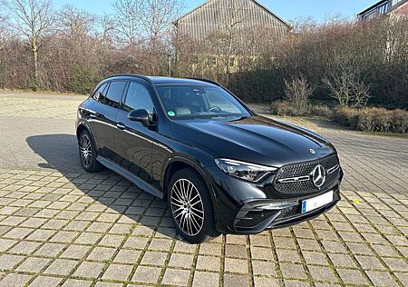 Mercedes-Benz GLC-Klasse GLC 200 4M AMG NIGHT+PANO+360+AHK + 5J Grt.