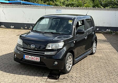 Daihatsu Materia 1.5 black edition