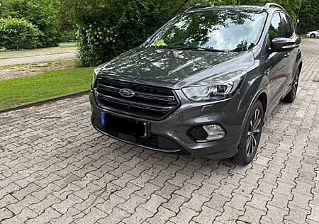Ford Kuga ST-Line