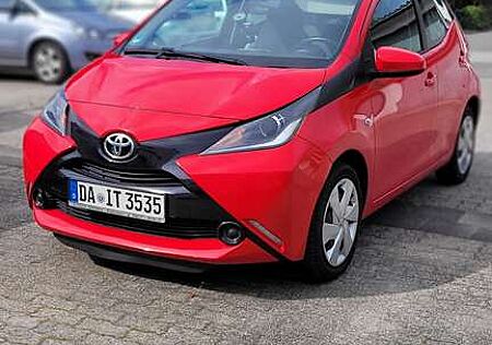 Toyota Aygo x-play Eco