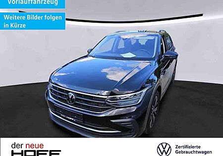 VW Tiguan Volkswagen 1.5 TSI DSG Active Kamera beh.Scheibe Navi