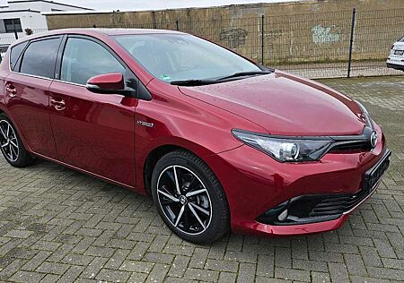 Toyota Auris Hybrid Team D,1 HD,SITZHEIZUNG,SCHECKHEFT