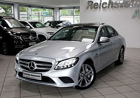 Mercedes-Benz C 300 de AVANTG AIRM DISTR MEMORY PANO LEDER HUD