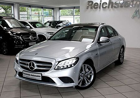 Mercedes-Benz C 300 de AVANTG AIRM DISTR MEMORY PANO LEDER HUD