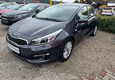 Kia Cee'd Ceed / Edition 7 #WKR #Scheckheft #Sitzhzng
