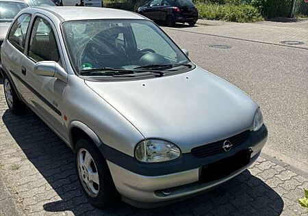 Opel Corsa 12V Edition 2000