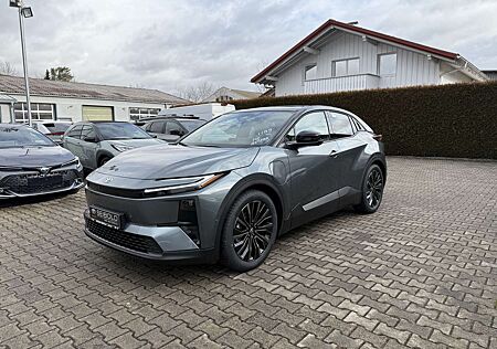 Toyota C-HR + Lounge 77 kWh, Allradantrieb *Pure Eleganz*