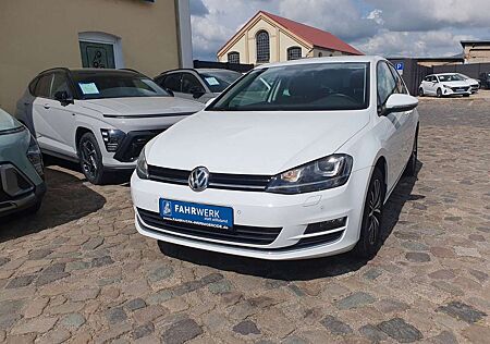 VW Golf Volkswagen VII 1.4 TSI BlueMotionTechnology DSG Allstar