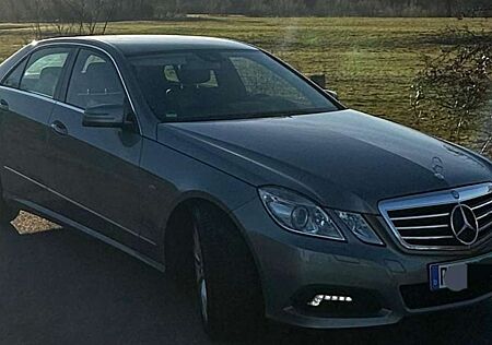 Mercedes-Benz E 350 CGI BlueEFFICIENCY 7G-TRONIC Avantgarde