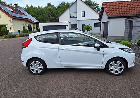 Ford Fiesta 1.25 Champions Edition