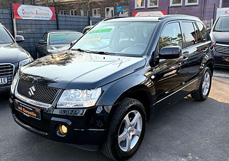 Suzuki Grand Vitara 2.0 Club. Automatik . AHK