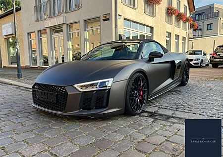 Audi R8 Spyder 5.2 FSI Plus Quattro CARBON*B&O*KAM