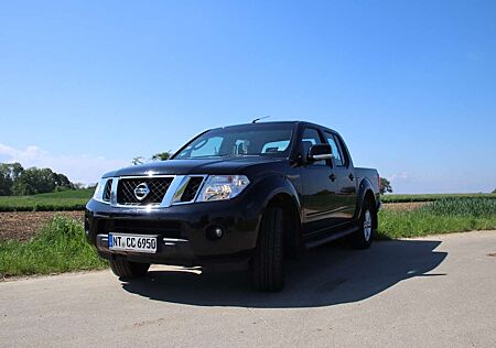 Nissan Navara Double Cab SE 4X4