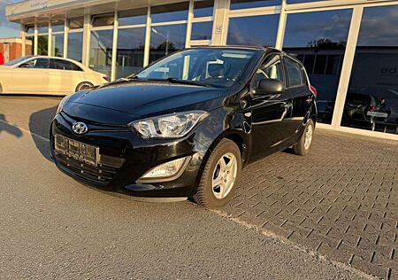 Hyundai i20 Trend*Servo*Klima*CD*AUX*USB*iPod*El-Fenster