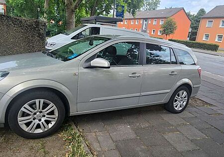 Opel Astra 1.8 Caravan Automatik Edition