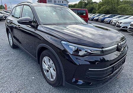 VW Tiguan Volkswagen 2.0 TDI *DSG*LIFE*PDCHI+VO+KAMERA*ACC*DAB