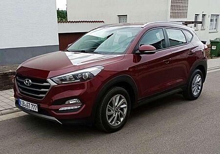 Hyundai Tucson +blue+1.7+CRDi+2WD+DCT+Trend