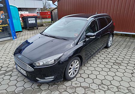 Ford Focus Turnier 2.0 TDCi Top Ausstattung Kamera PoSh 150PS