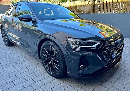 Audi Q8 e-tron Sportback 50 quattro S line Head-Up AHK Optik 8fac