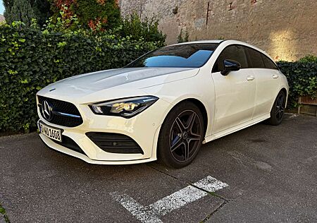 Mercedes-Benz CLA 180 CLA Shooting Brake Shooting Brake 7G-DCT AMG Line